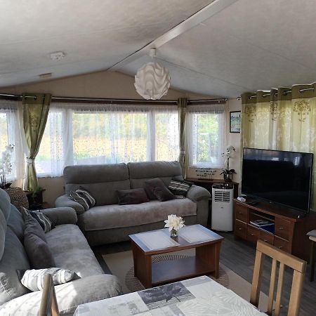 La Chanterie Agreable Mobil-Home Residentiel Normand แซ็งต์-แปร์-ซูร์-แมร์ ภายนอก รูปภาพ