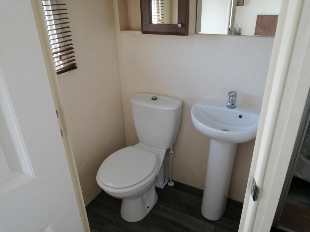 La Chanterie Agreable Mobil-Home Residentiel Normand แซ็งต์-แปร์-ซูร์-แมร์ ภายนอก รูปภาพ