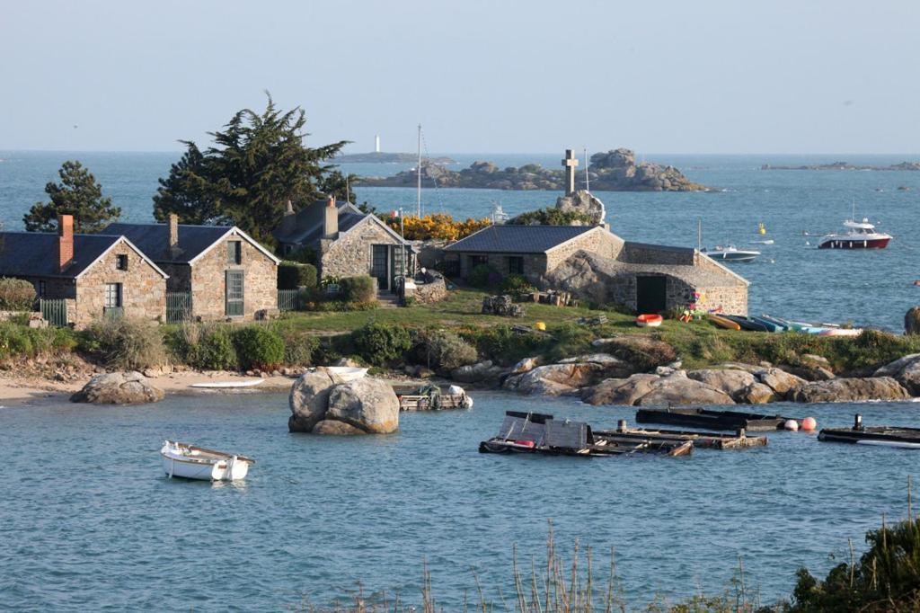 La Chanterie Agreable Mobil-Home Residentiel Normand แซ็งต์-แปร์-ซูร์-แมร์ ภายนอก รูปภาพ